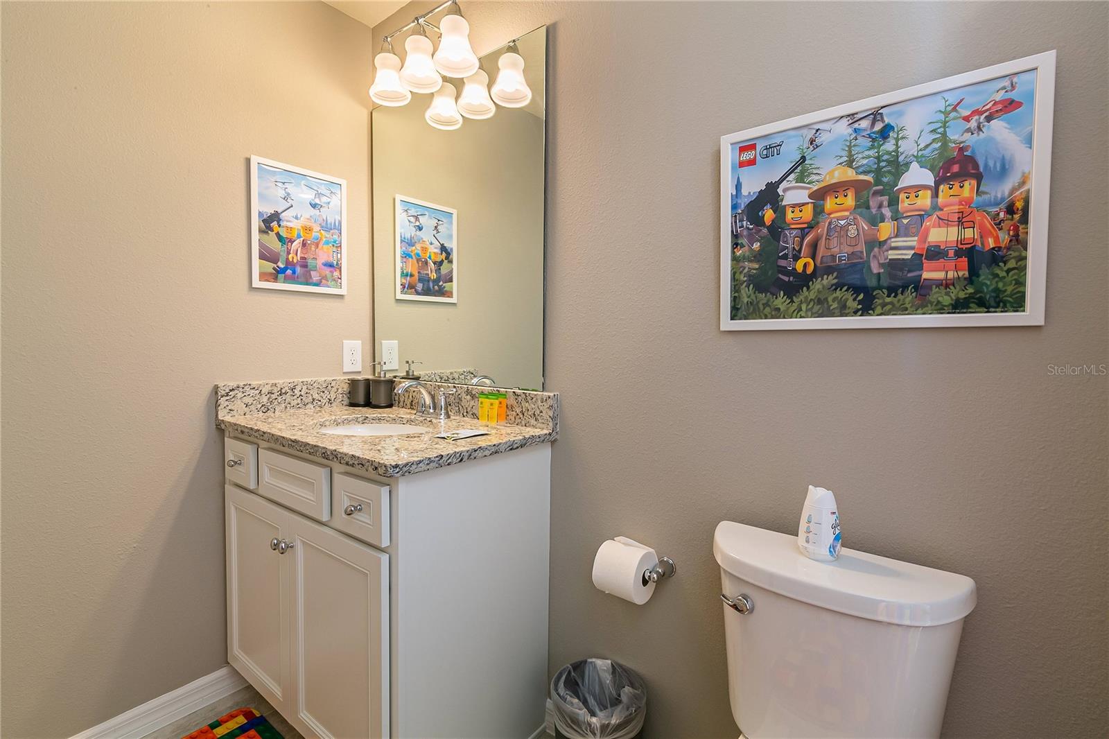 Image 44 of 98 For 7336 Oakmoss Loop