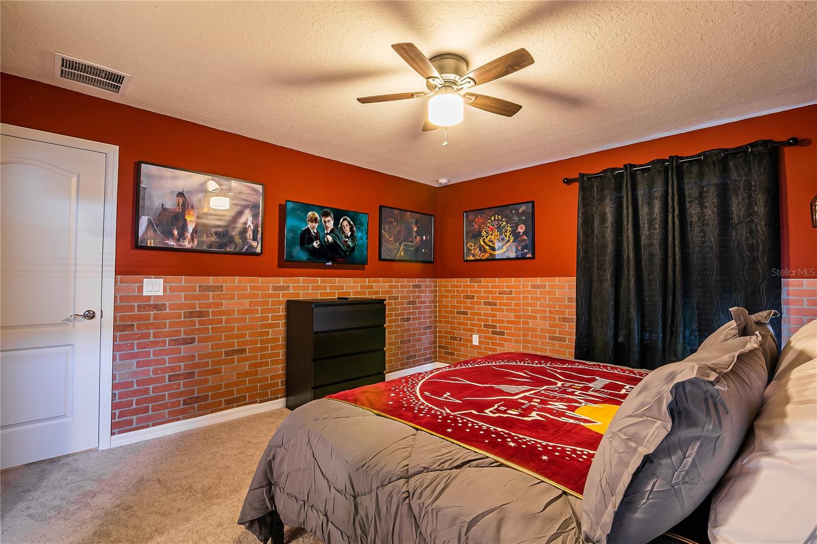 Image 45 of 98 For 7336 Oakmoss Loop