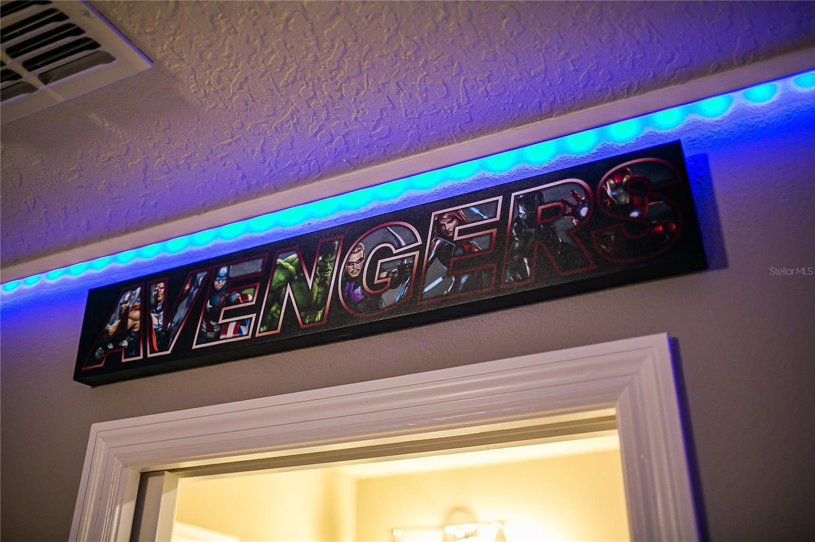 Image 76 of 98 For 7336 Oakmoss Loop