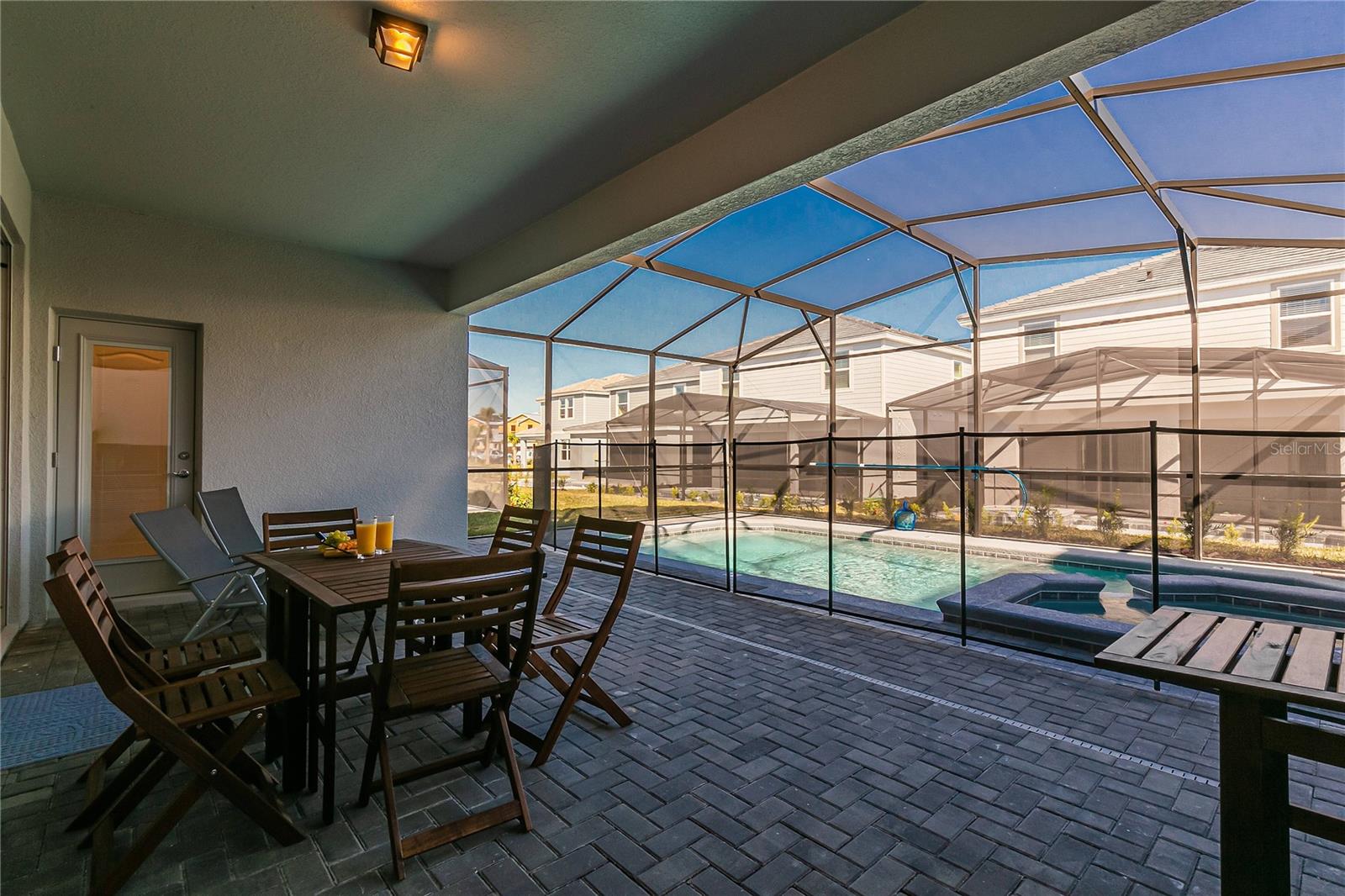 Image 93 of 98 For 7336 Oakmoss Loop