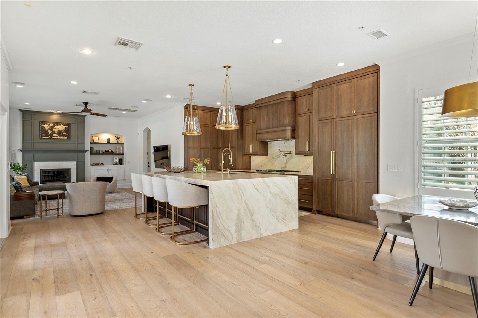 Image 20 of 79 For 2703 Dorell Avenue