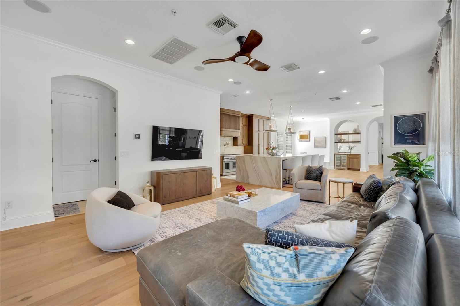 Image 38 of 79 For 2703 Dorell Avenue