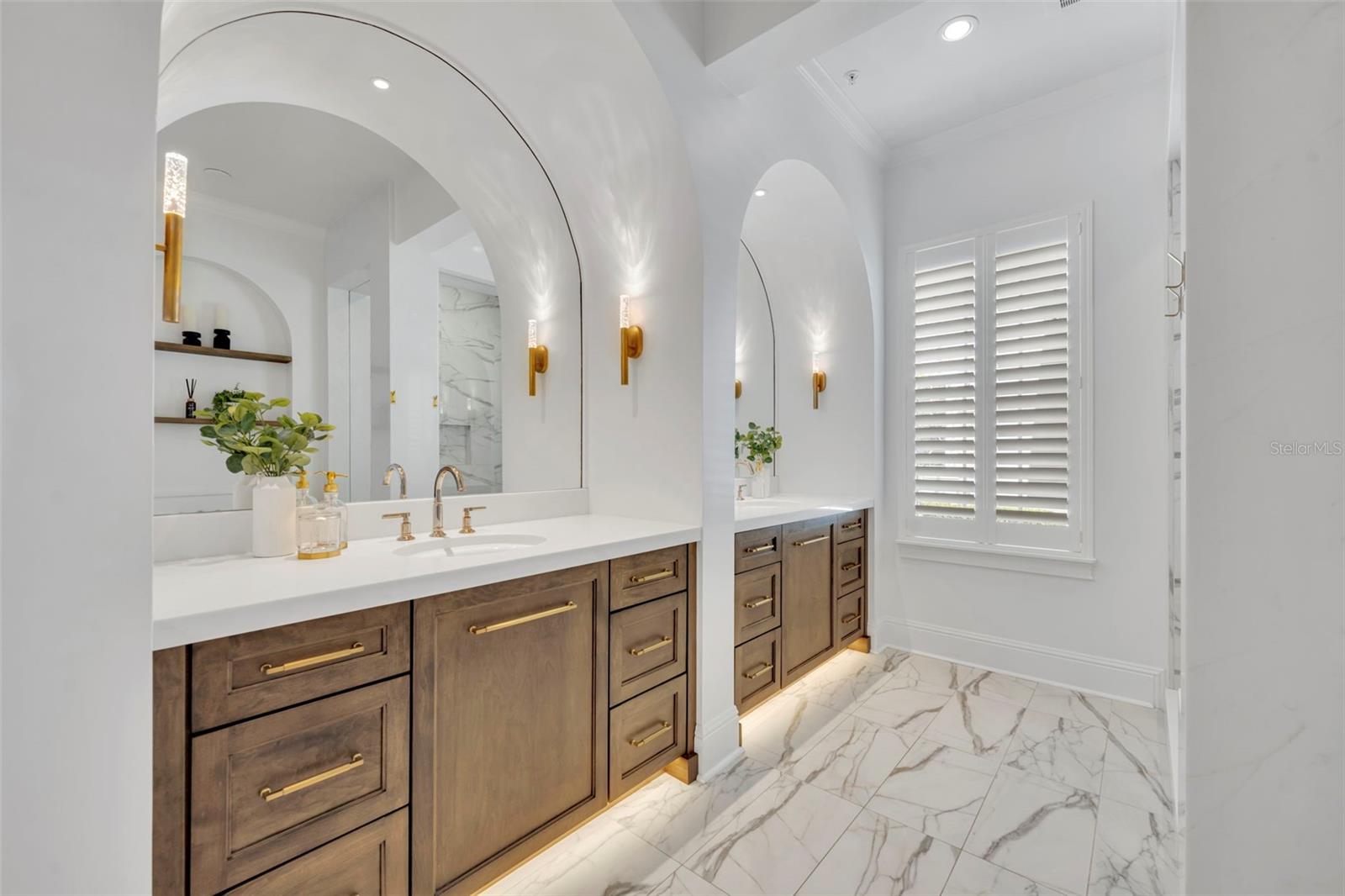 Image 44 of 79 For 2703 Dorell Avenue