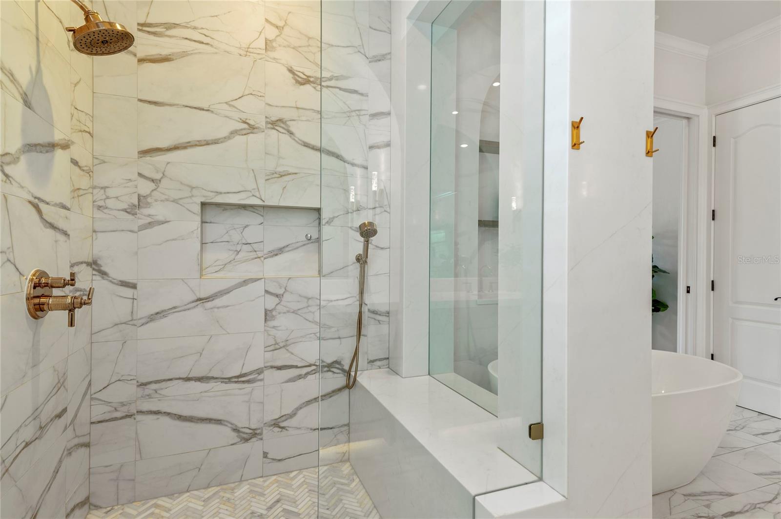 Image 47 of 79 For 2703 Dorell Avenue