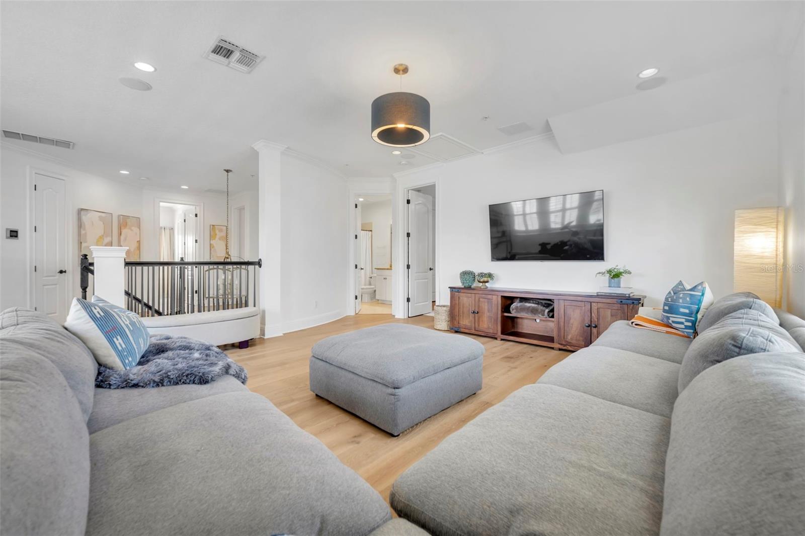 Image 52 of 79 For 2703 Dorell Avenue