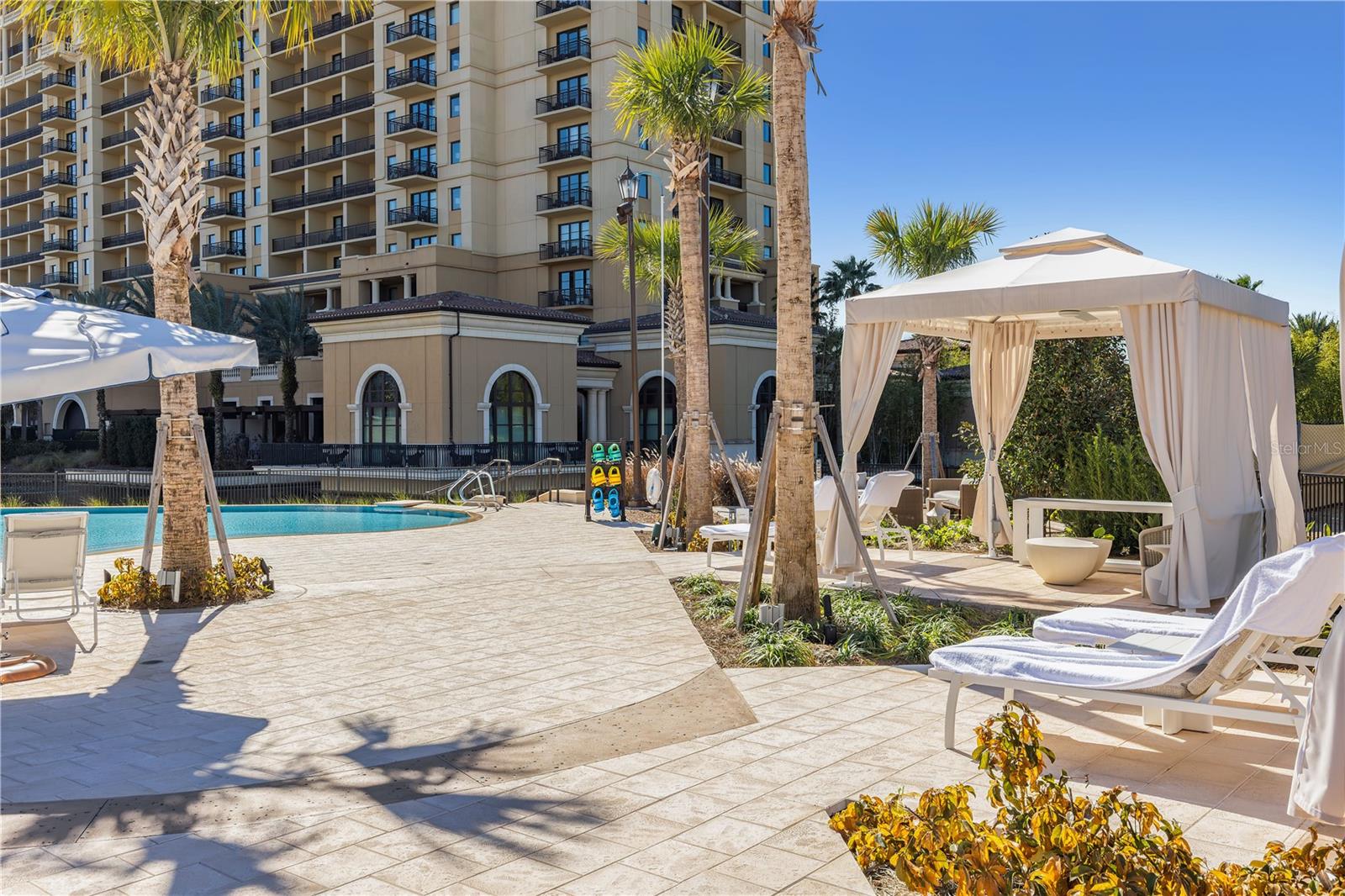 Image 18 of 35 For 10160 Autumn Mist Lane 402