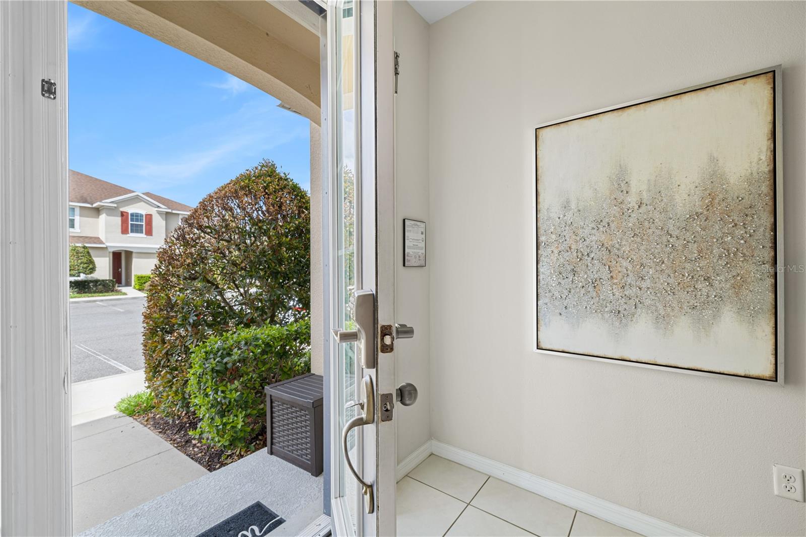 Image 4 of 59 For 1569 Carey Palm Circle