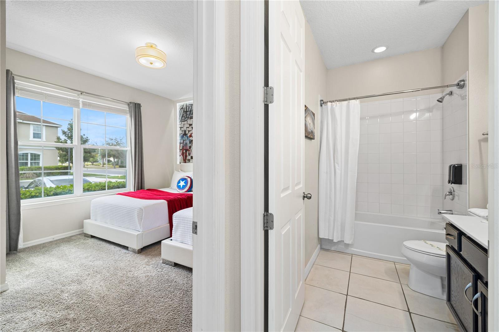 Image 7 of 59 For 1569 Carey Palm Circle