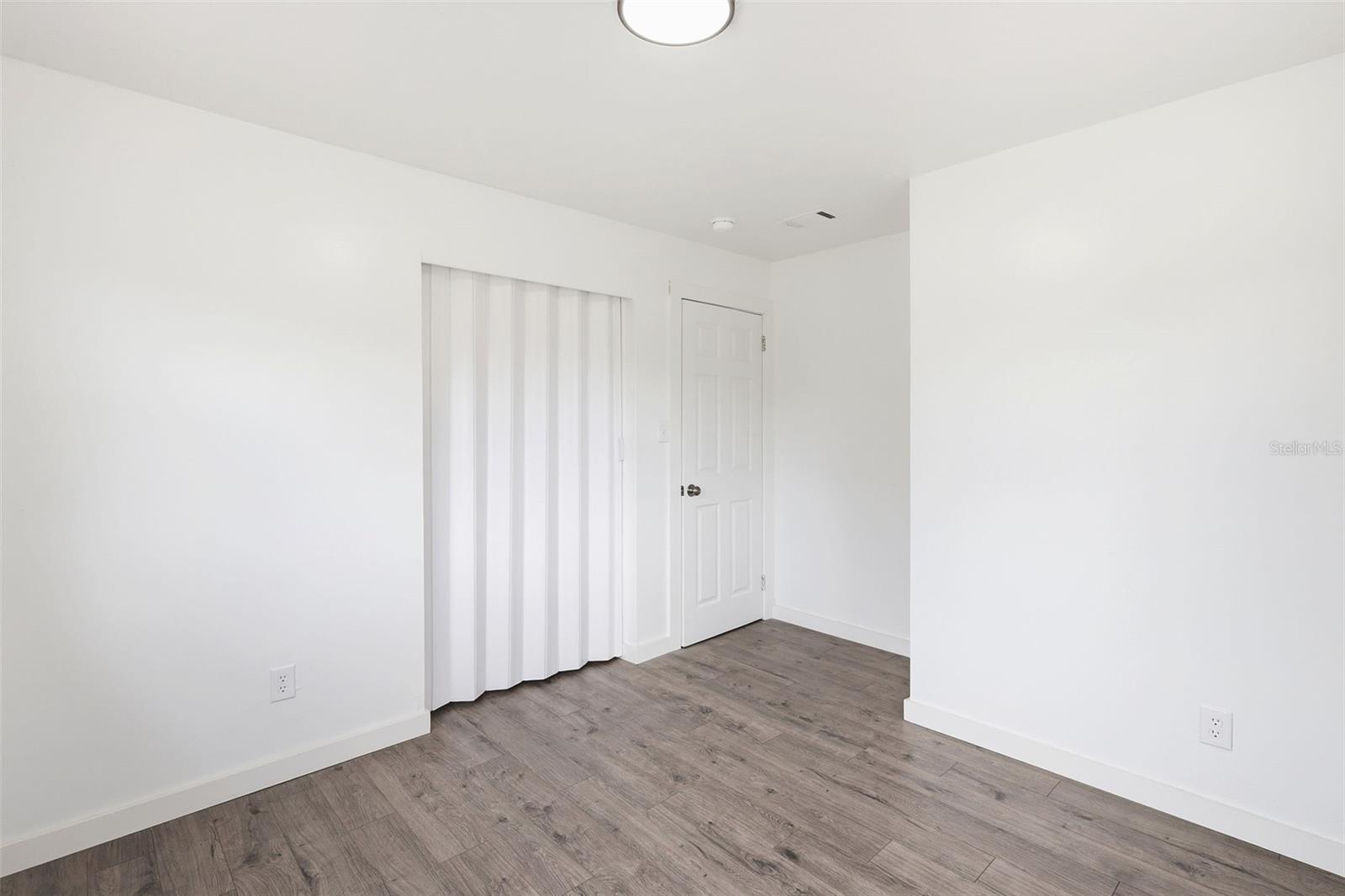 Image 13 of 24 For 17230 County Road 450a