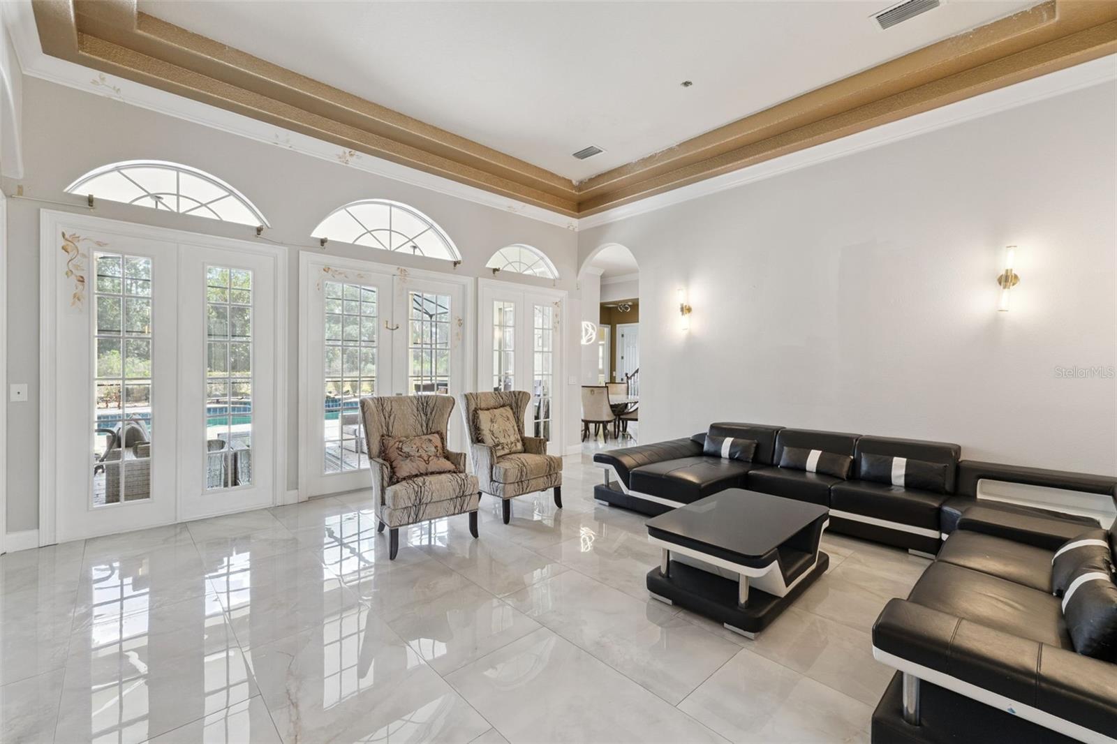 Listing photo id 12 for 11044 Hawkshead Court