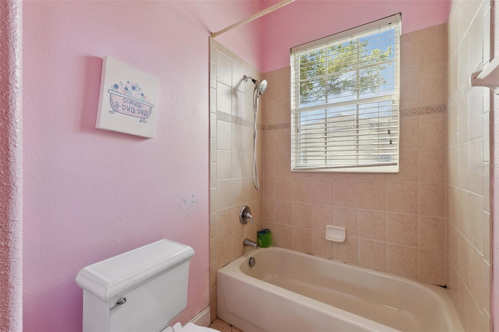 Listing photo id 22 for 11044 Hawkshead Court