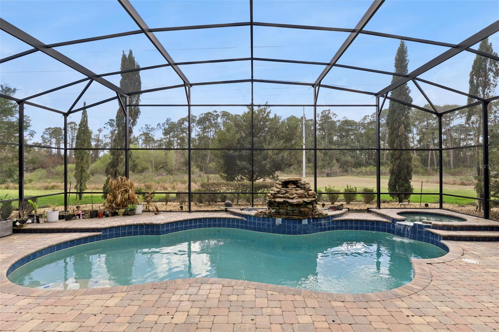 Listing photo id 31 for 11044 Hawkshead Court