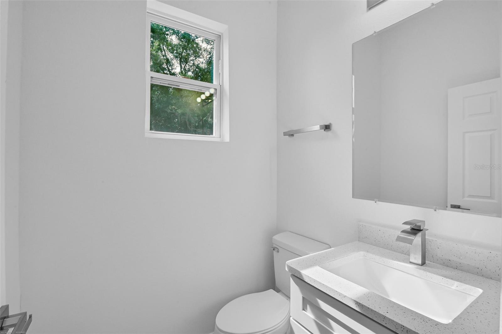 Image 25 of 28 For 21723 Beach Boulevard 1