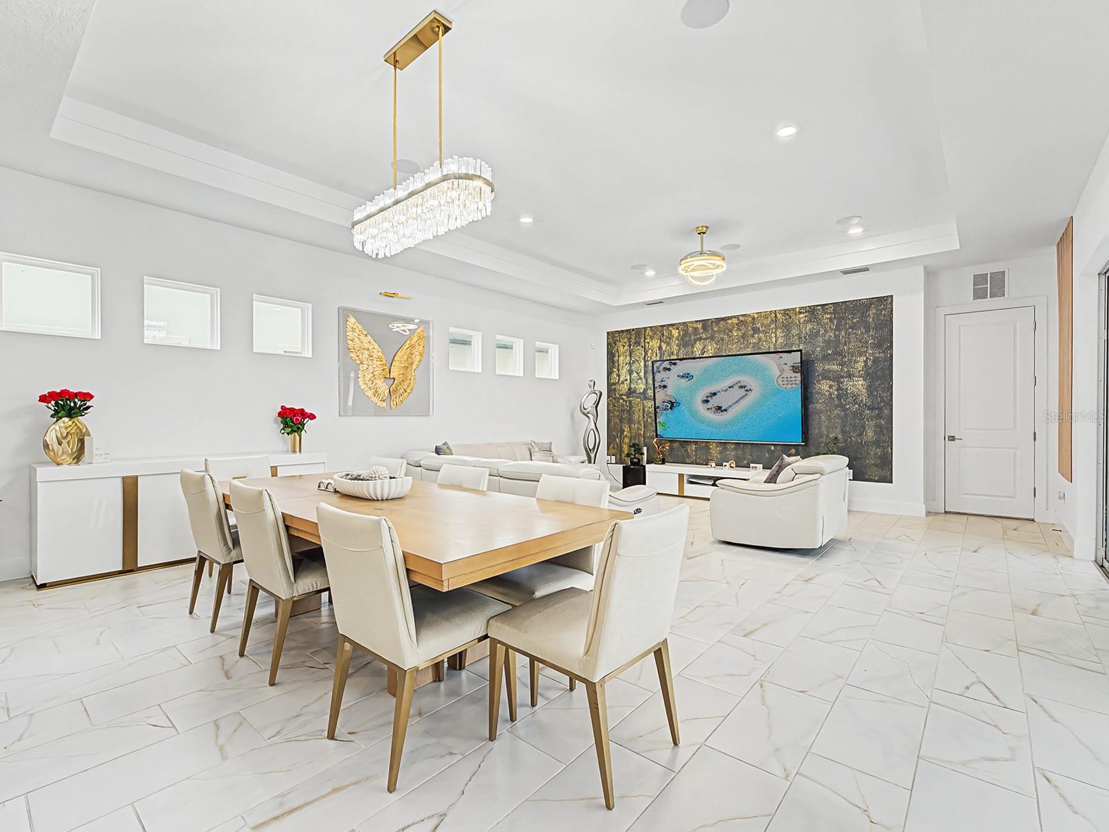 Listing photo id 45 for 10537 Torchwood Sea Way