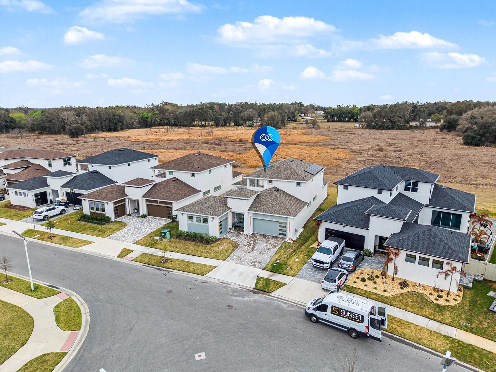 Listing photo id 78 for 10537 Torchwood Sea Way