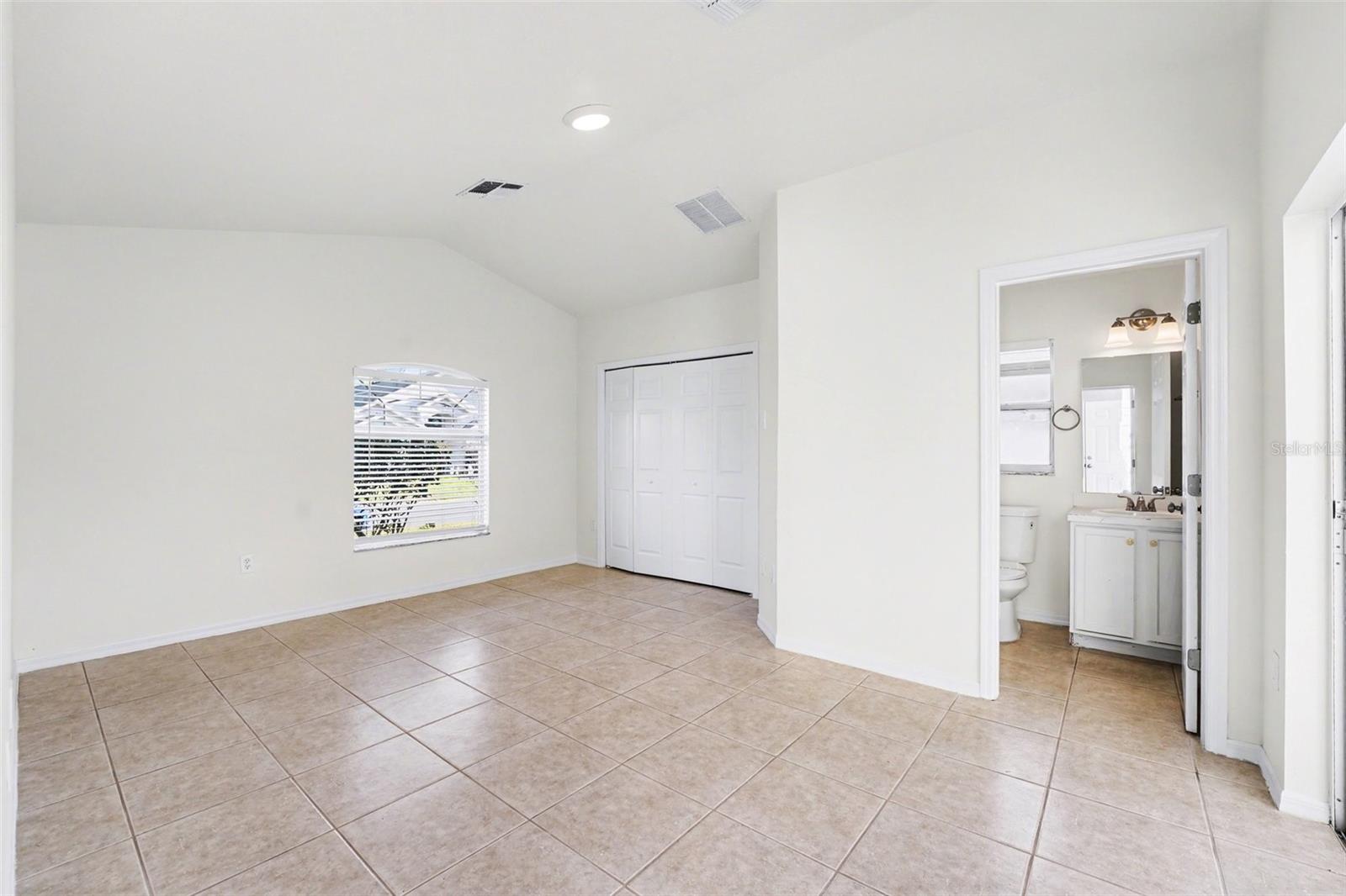 Image 13 of 25 For 1144 Jaybee Avenue