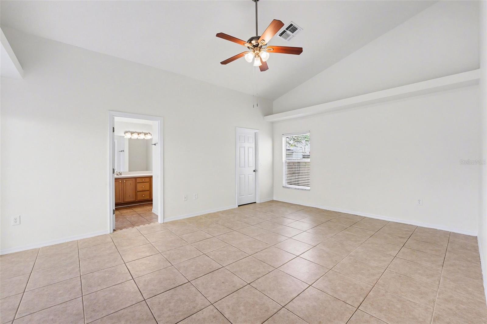 Image 18 of 25 For 1144 Jaybee Avenue