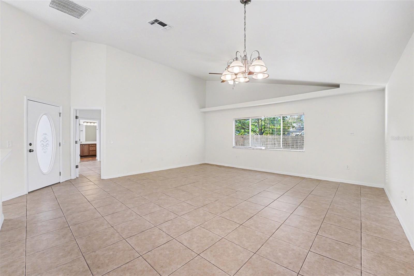 Image 4 of 25 For 1144 Jaybee Avenue