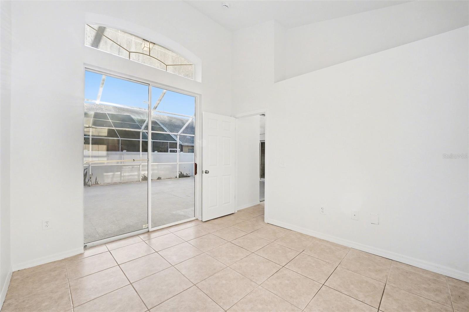 Image 8 of 25 For 1144 Jaybee Avenue