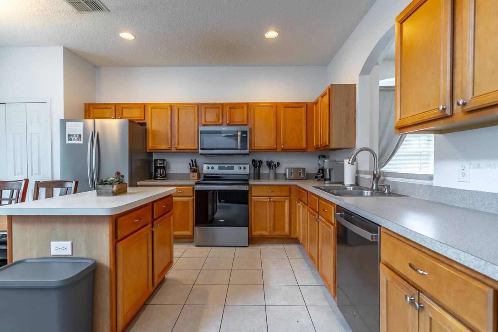 Image 14 of 68 For 8512 Sunrise Key Drive