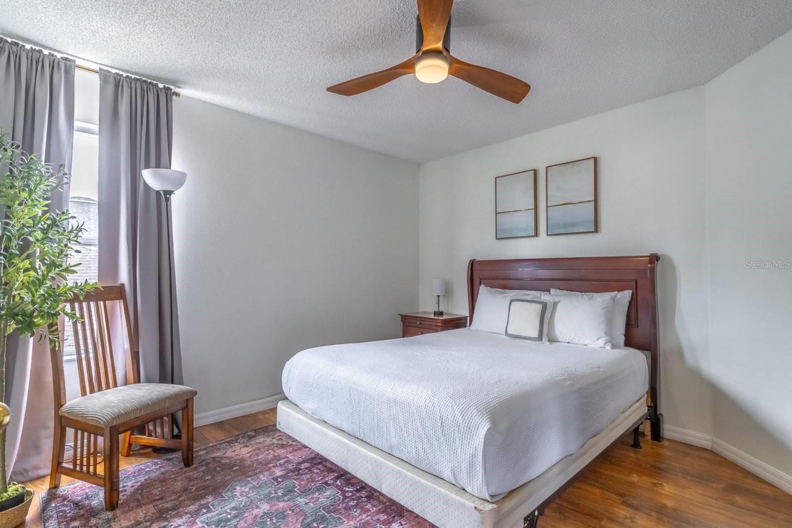 Image 18 of 68 For 8512 Sunrise Key Drive