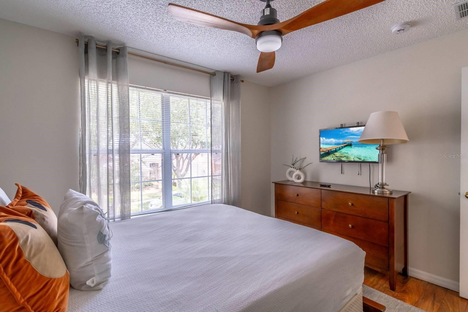 Image 24 of 68 For 8512 Sunrise Key Drive