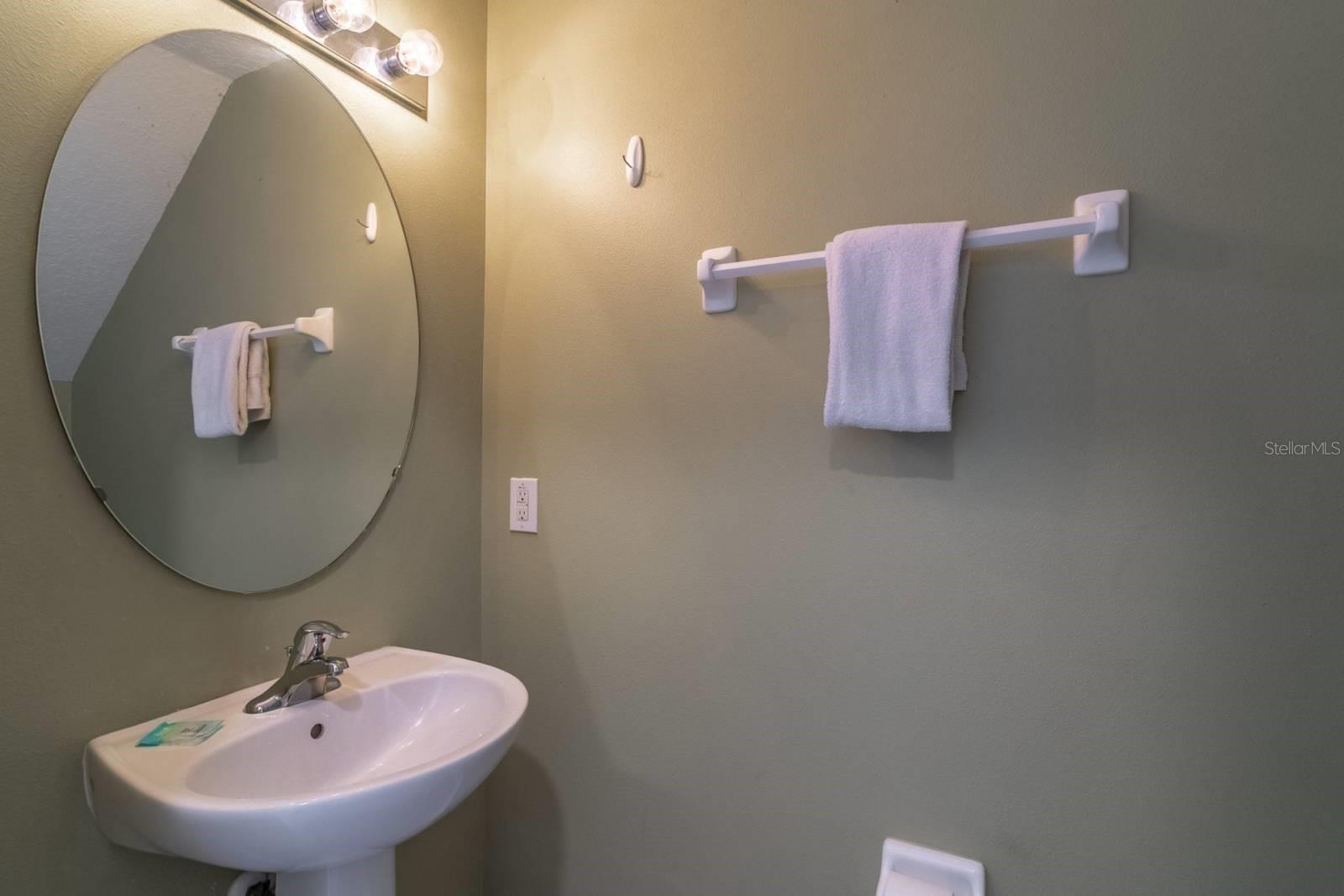 Image 32 of 68 For 8512 Sunrise Key Drive