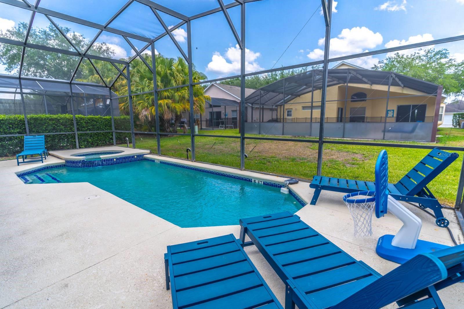 Image 37 of 68 For 8512 Sunrise Key Drive