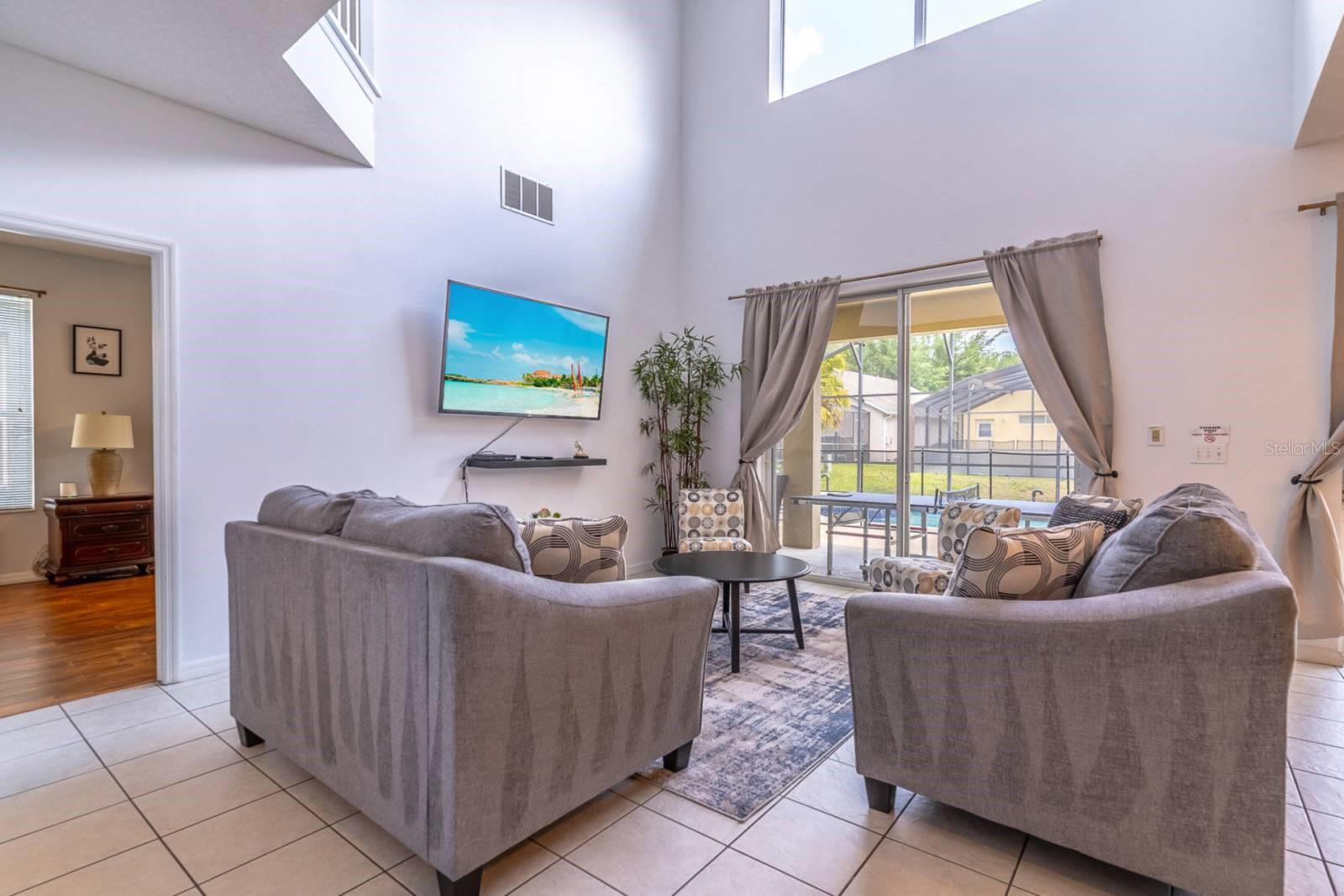 Image 9 of 68 For 8512 Sunrise Key Drive