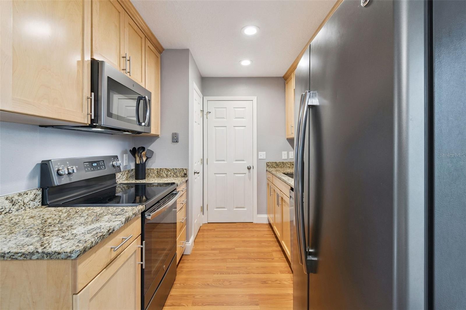 Image 11 of 42 For 2972 Slippery Rock Avenue