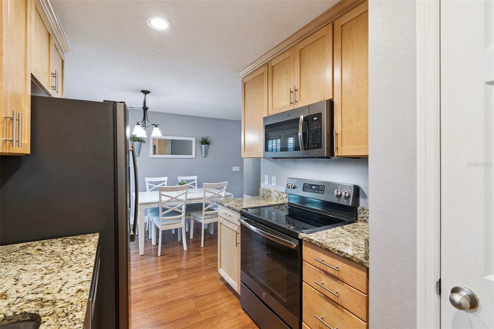 Image 14 of 42 For 2972 Slippery Rock Avenue