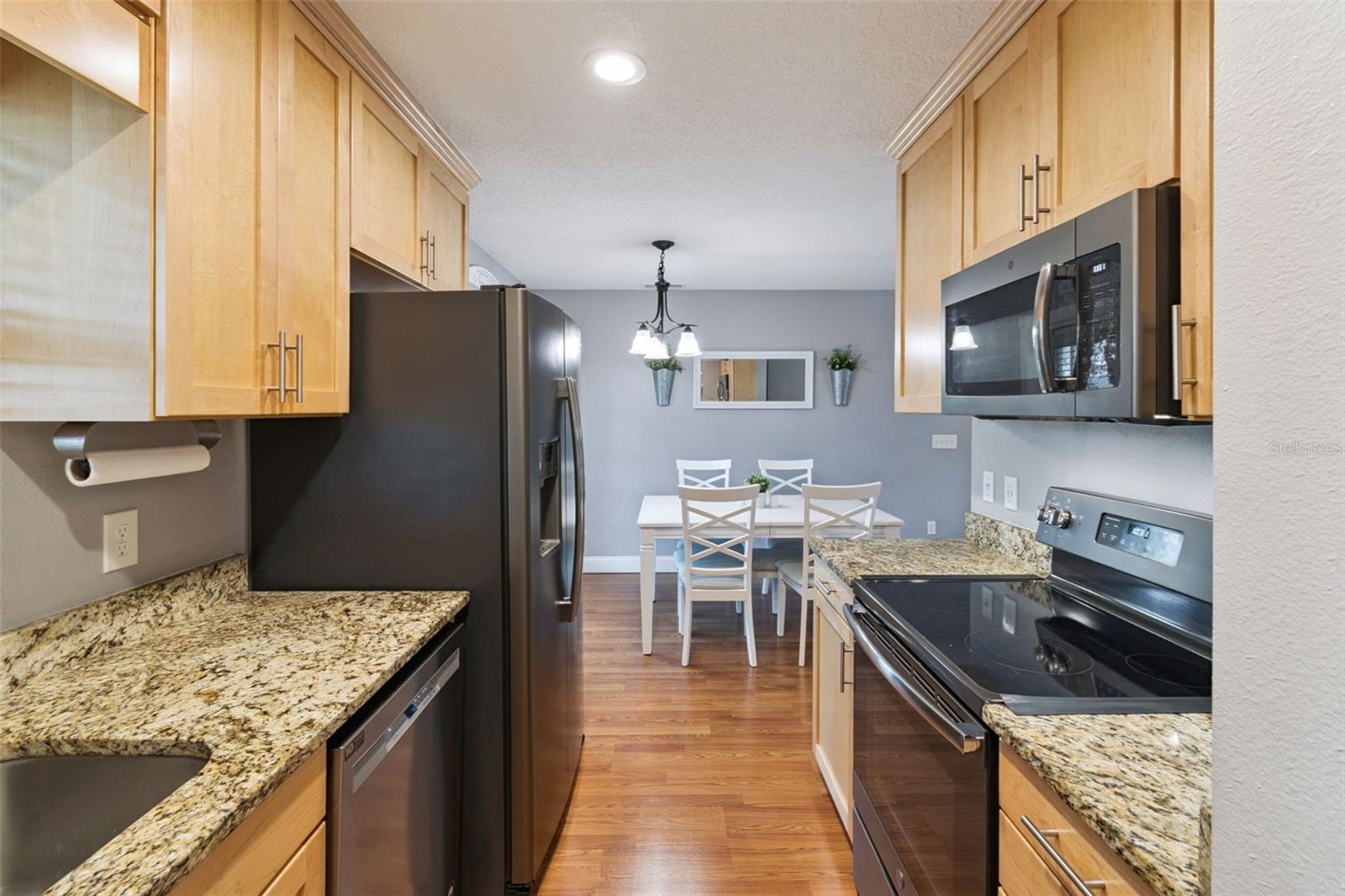 Image 15 of 42 For 2972 Slippery Rock Avenue