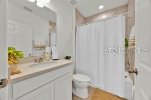 Image 14 of 35 For 358 Hamlet Loop