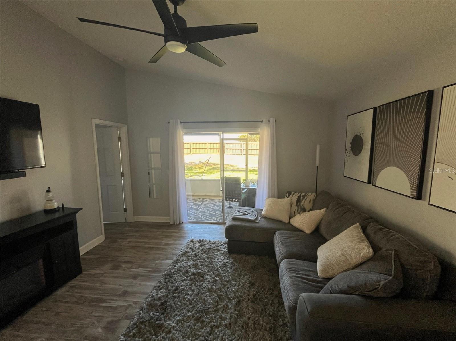 Image 20 of 33 For 347 Cypress Point Drive