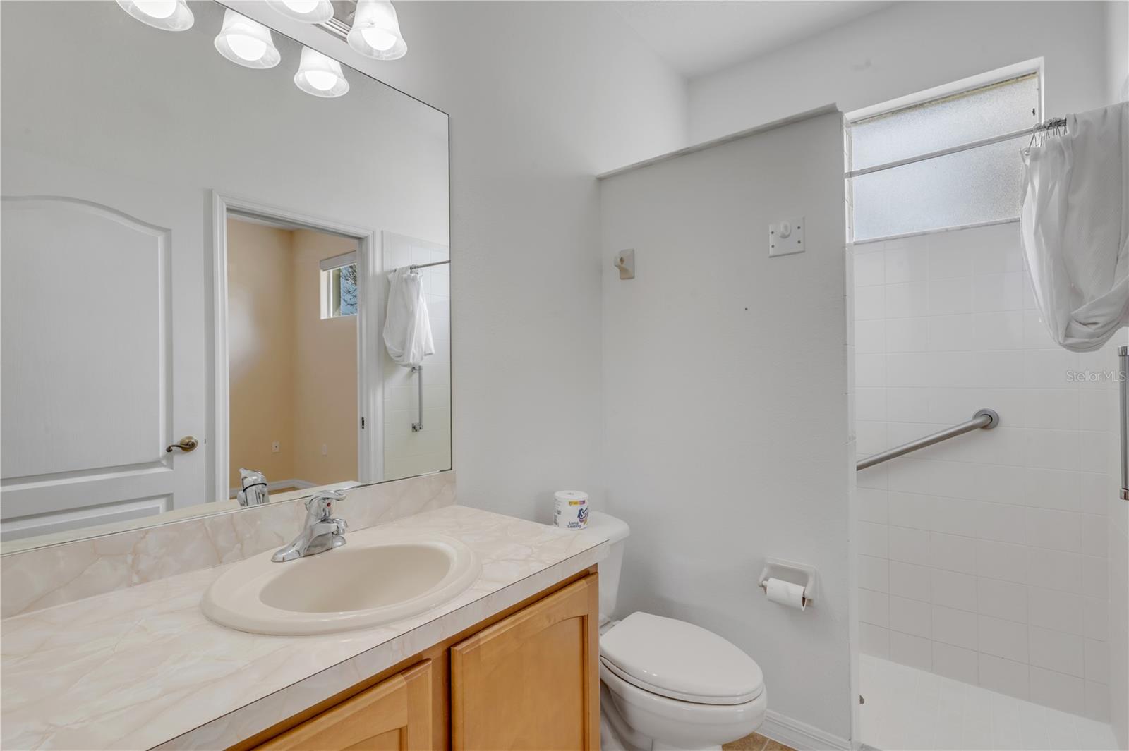 Image 21 of 33 For 3450 Kaiser Avenue