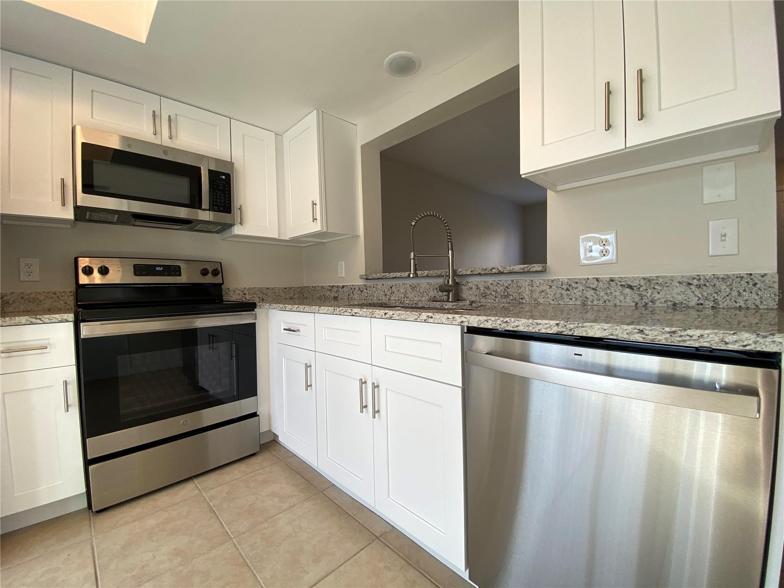 Image 7 of 13 For 12014 Pepperdine Place