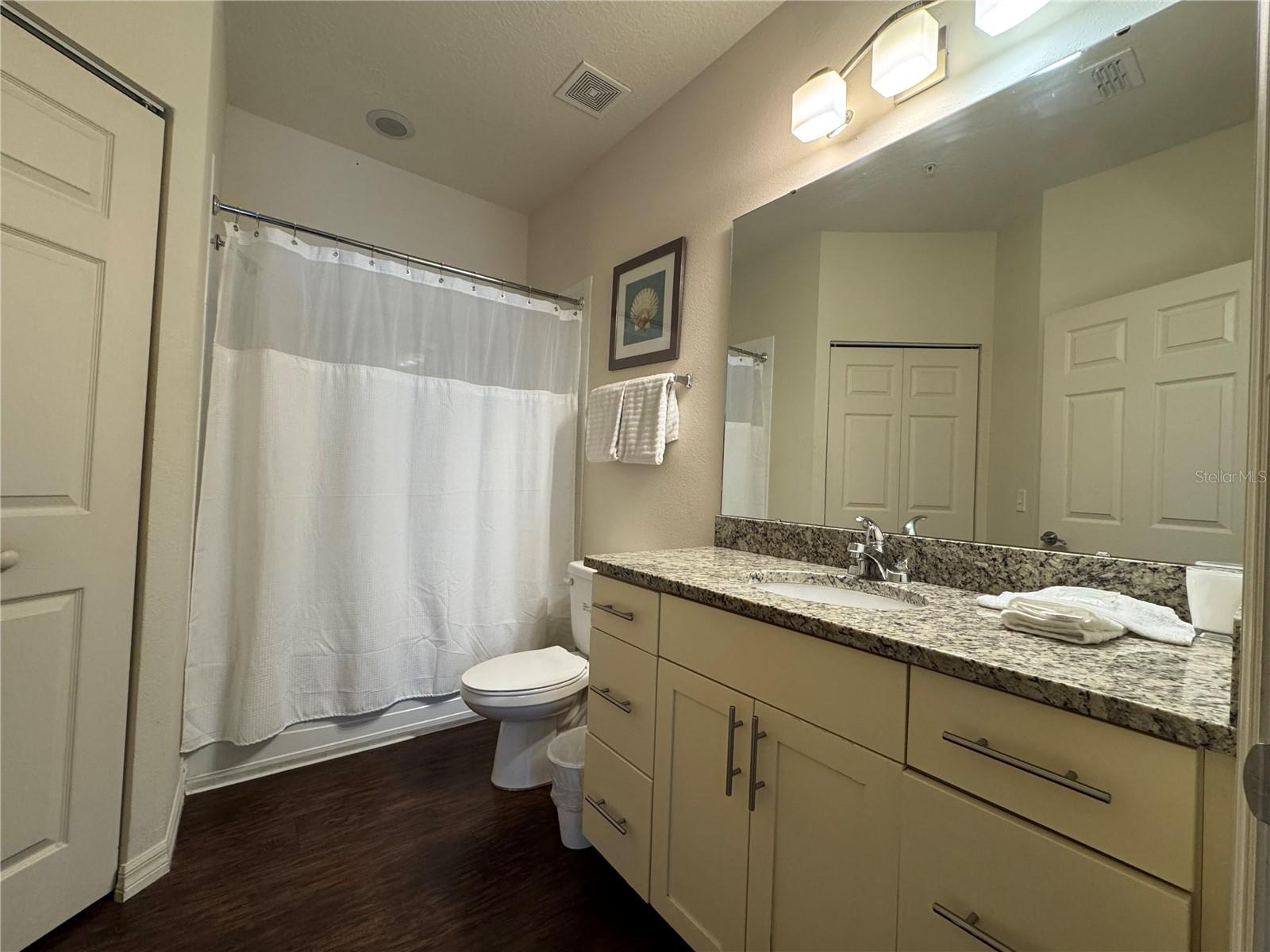 Image 14 of 17 For 3215 Wish Avenue