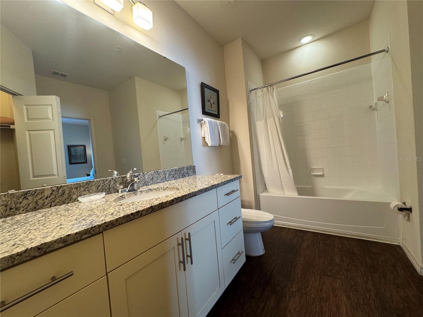 Image 8 of 17 For 3215 Wish Avenue