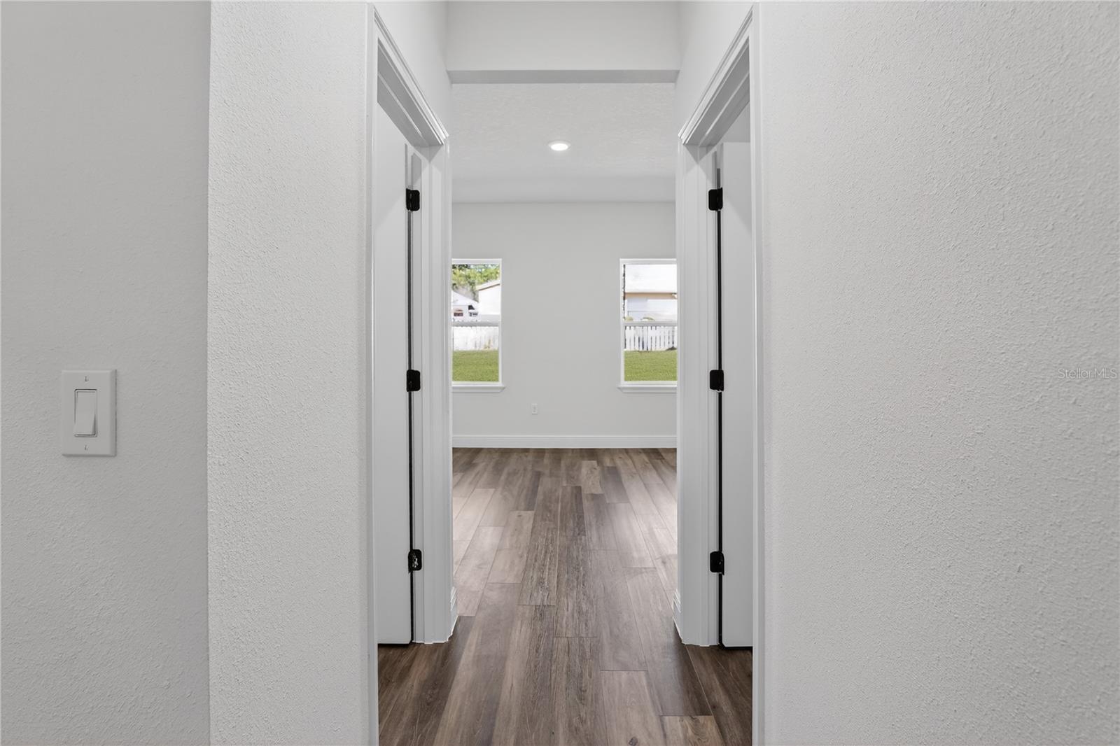 Image 18 of 24 For 1933 Oliver Drive