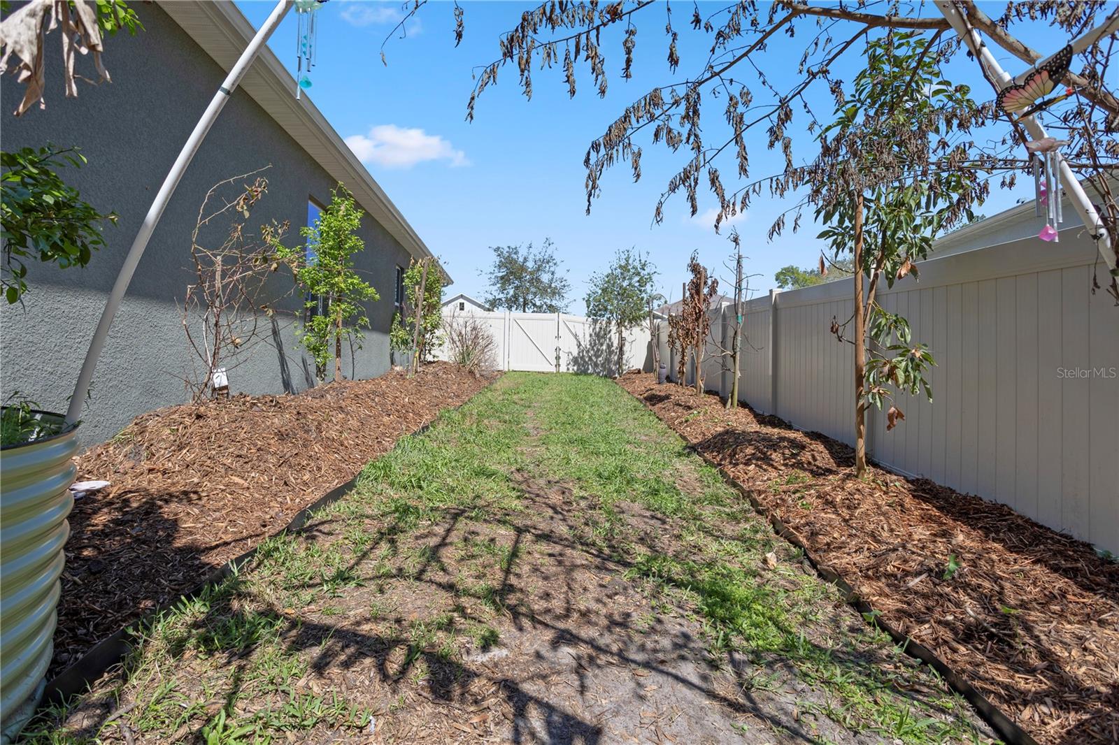 Image 29 of 31 For 493 Nowell Loop