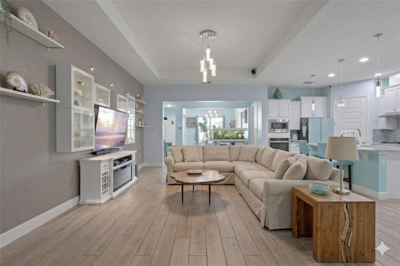 Image 8 of 31 For 493 Nowell Loop