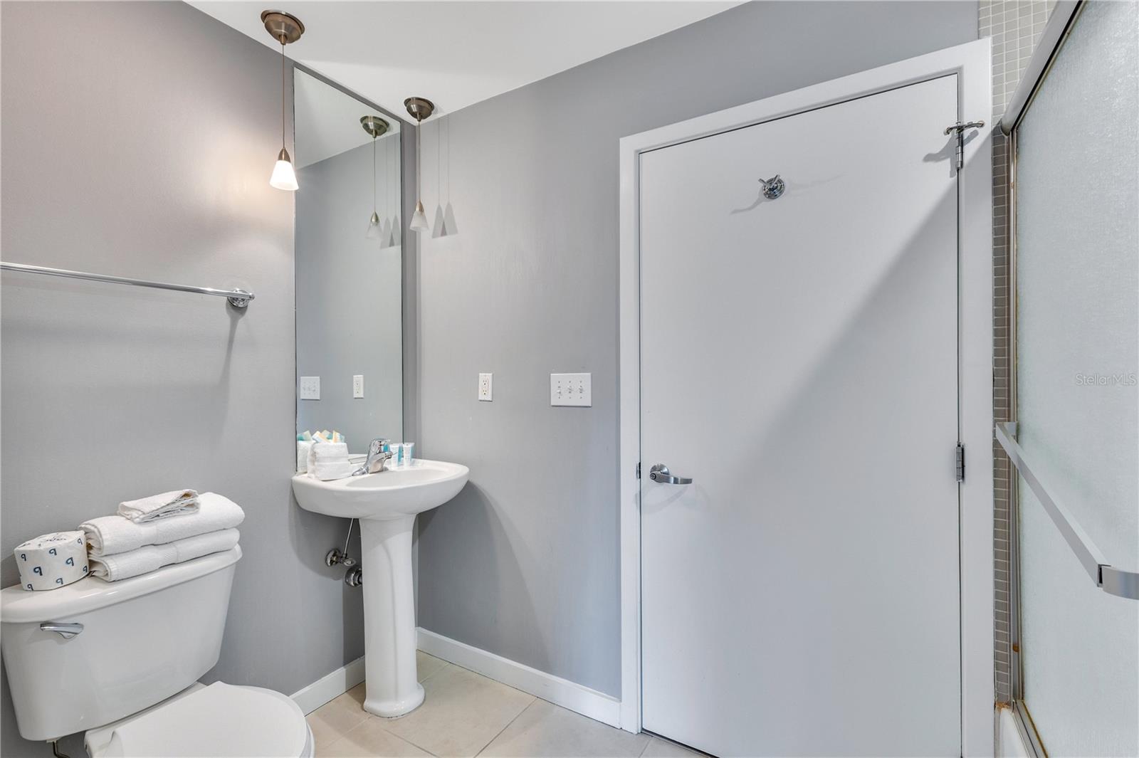 Image 25 of 42 For 525 Jackson Street 308