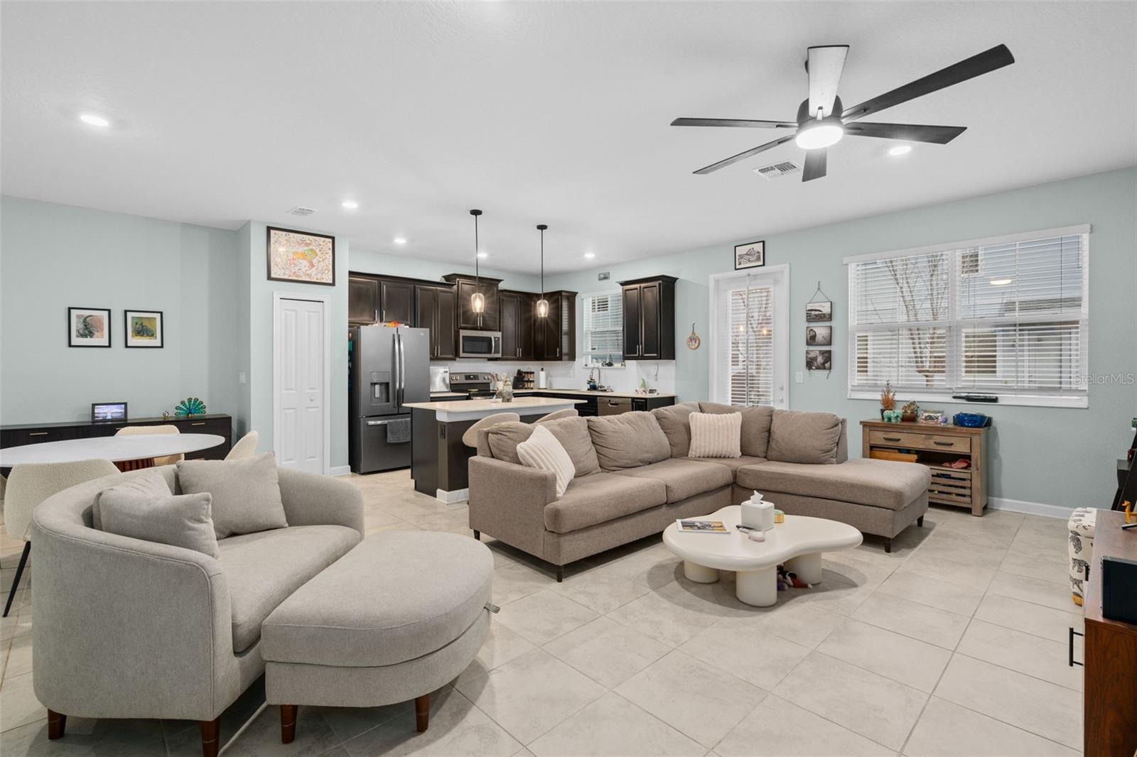 Image 10 of 47 For 2925 Satire Street