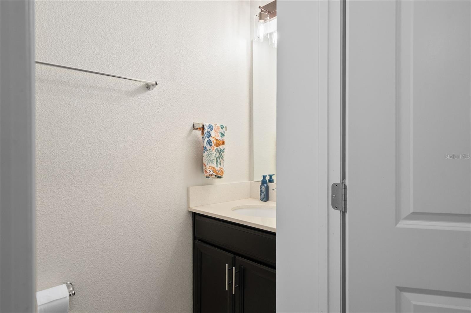 Image 16 of 47 For 2925 Satire Street