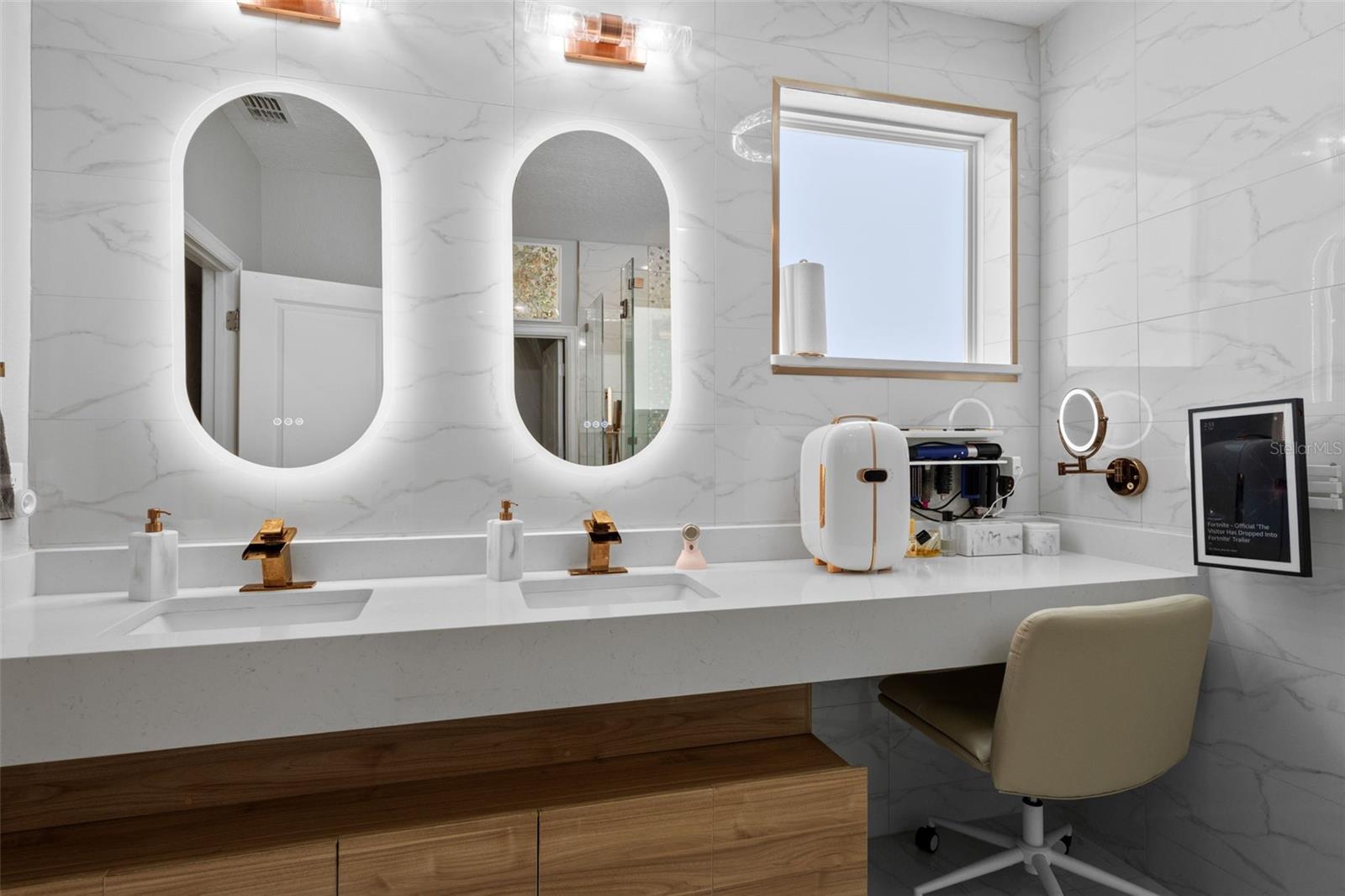 Image 20 of 47 For 2925 Satire Street