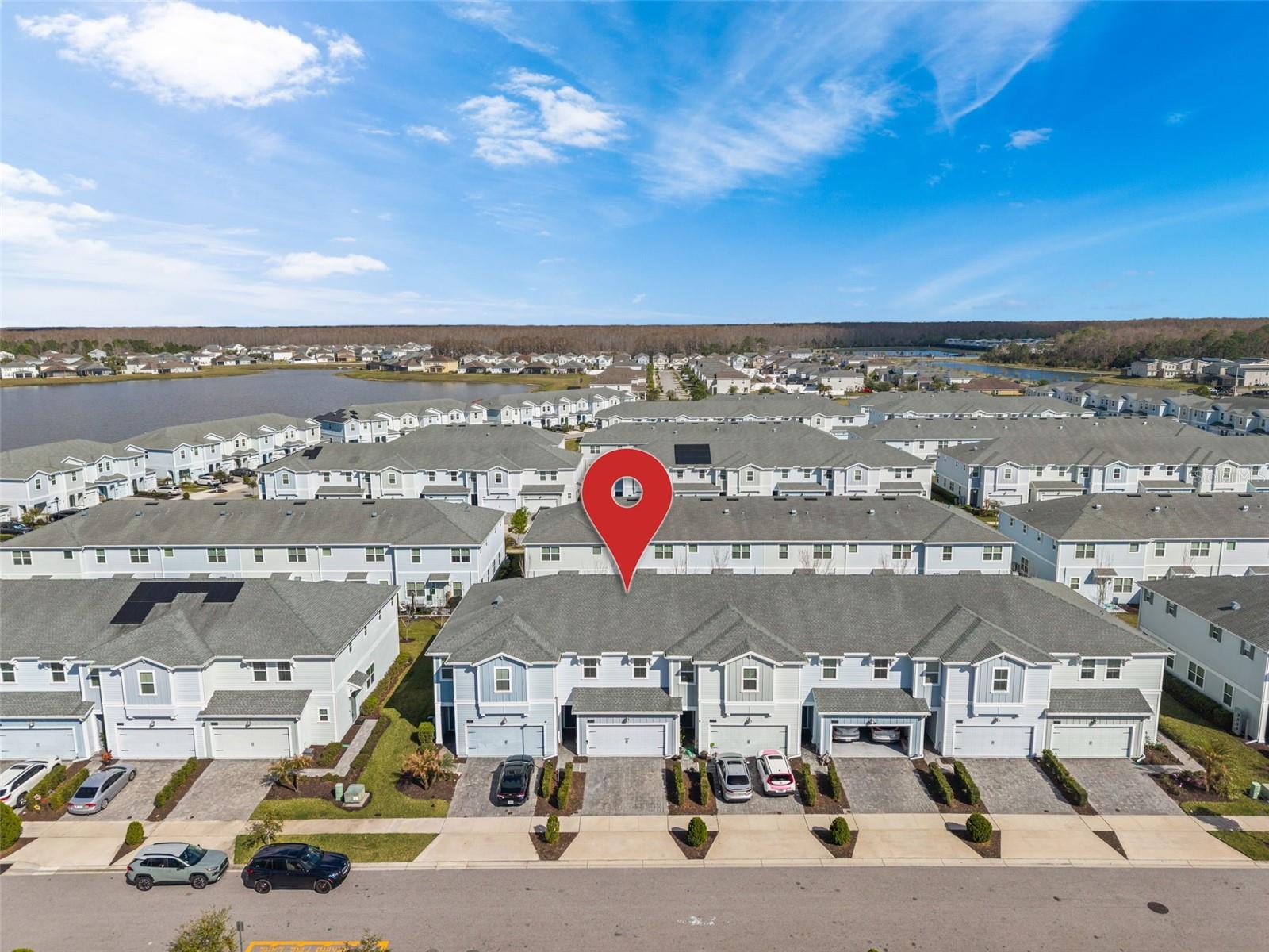 Image 31 of 47 For 2925 Satire Street