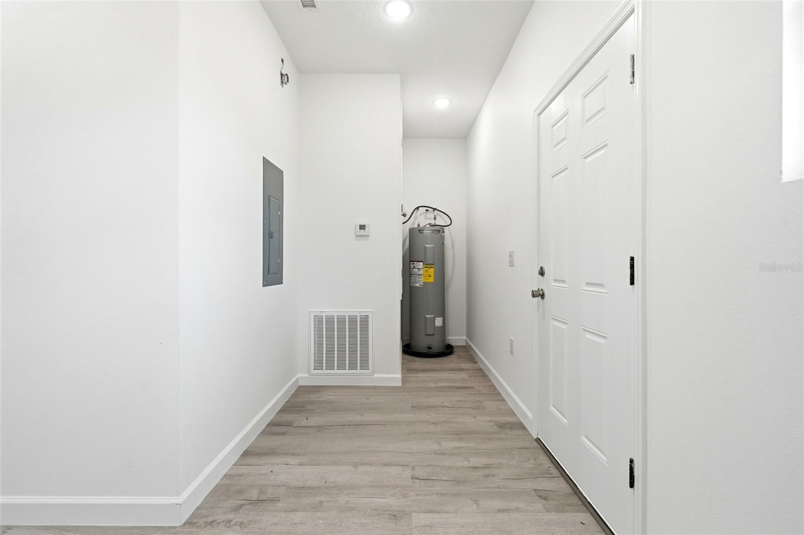 Image 76 of 82 For 304 Pearl Street