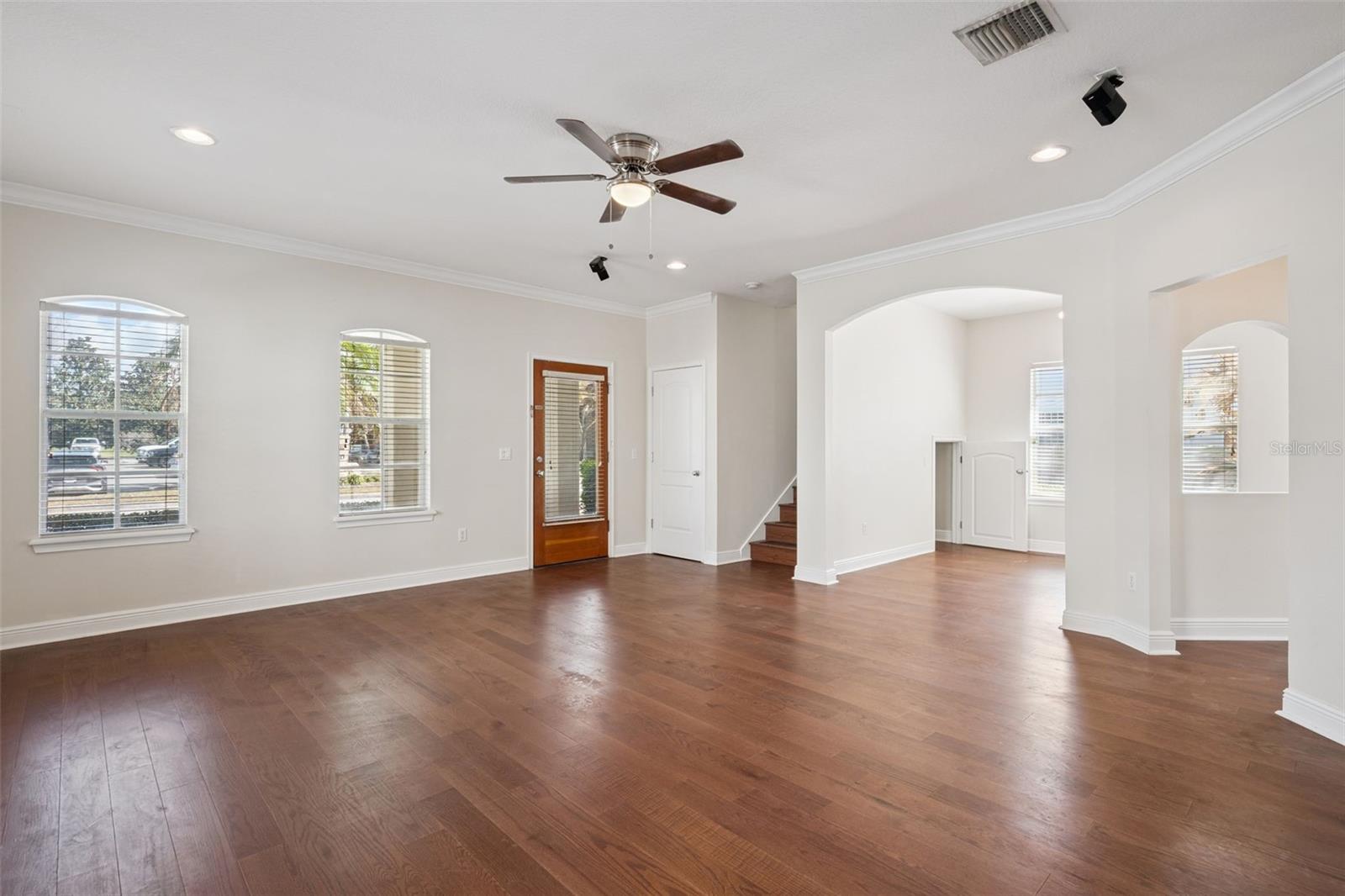 Image 4 of 34 For 3400 Golfview Boulevard A