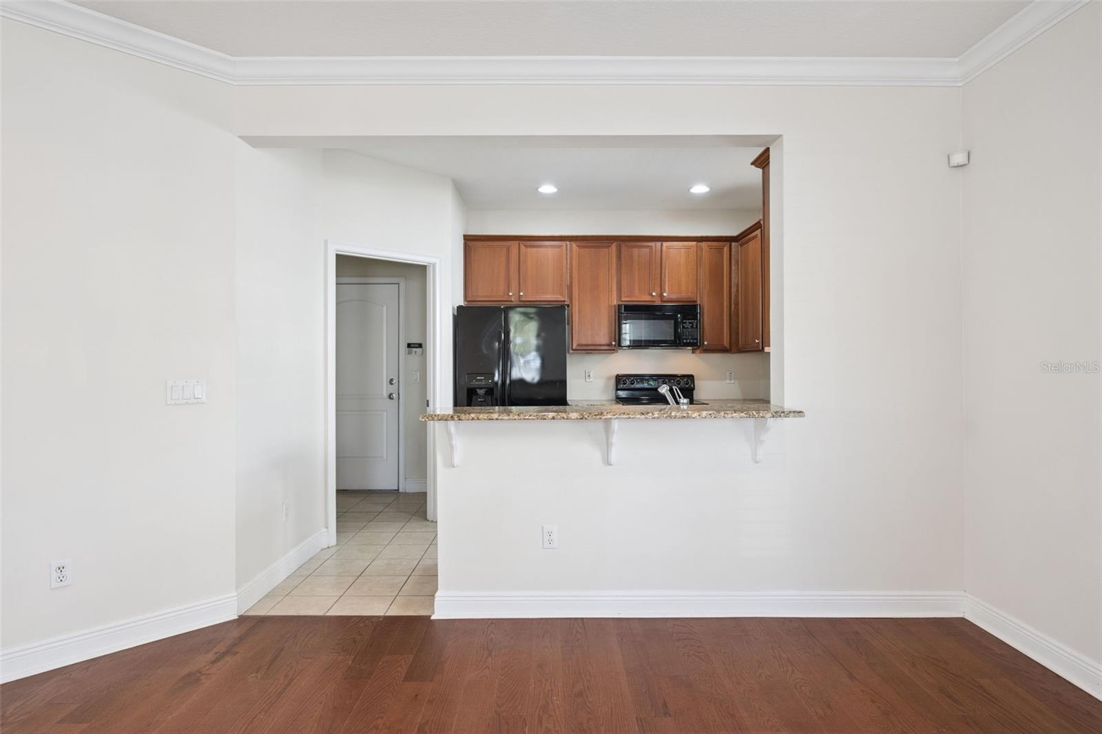 Image 6 of 34 For 3400 Golfview Boulevard A