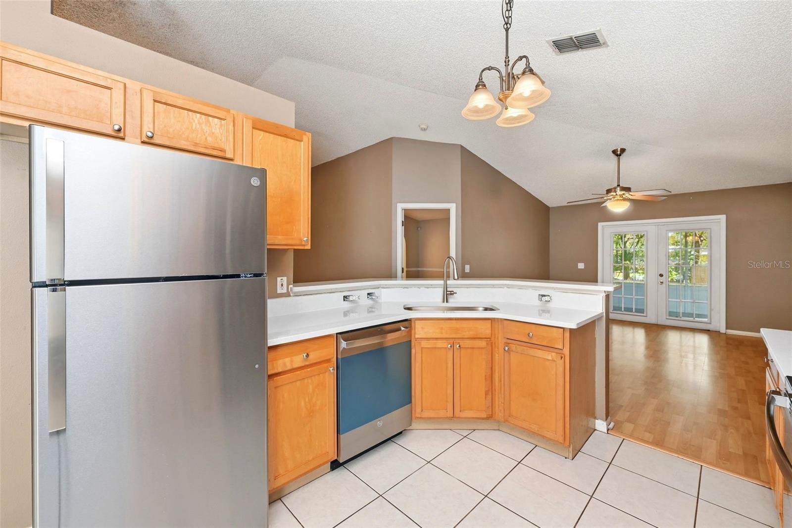 Image 13 of 37 For 319 Pleasant Gardens Drive